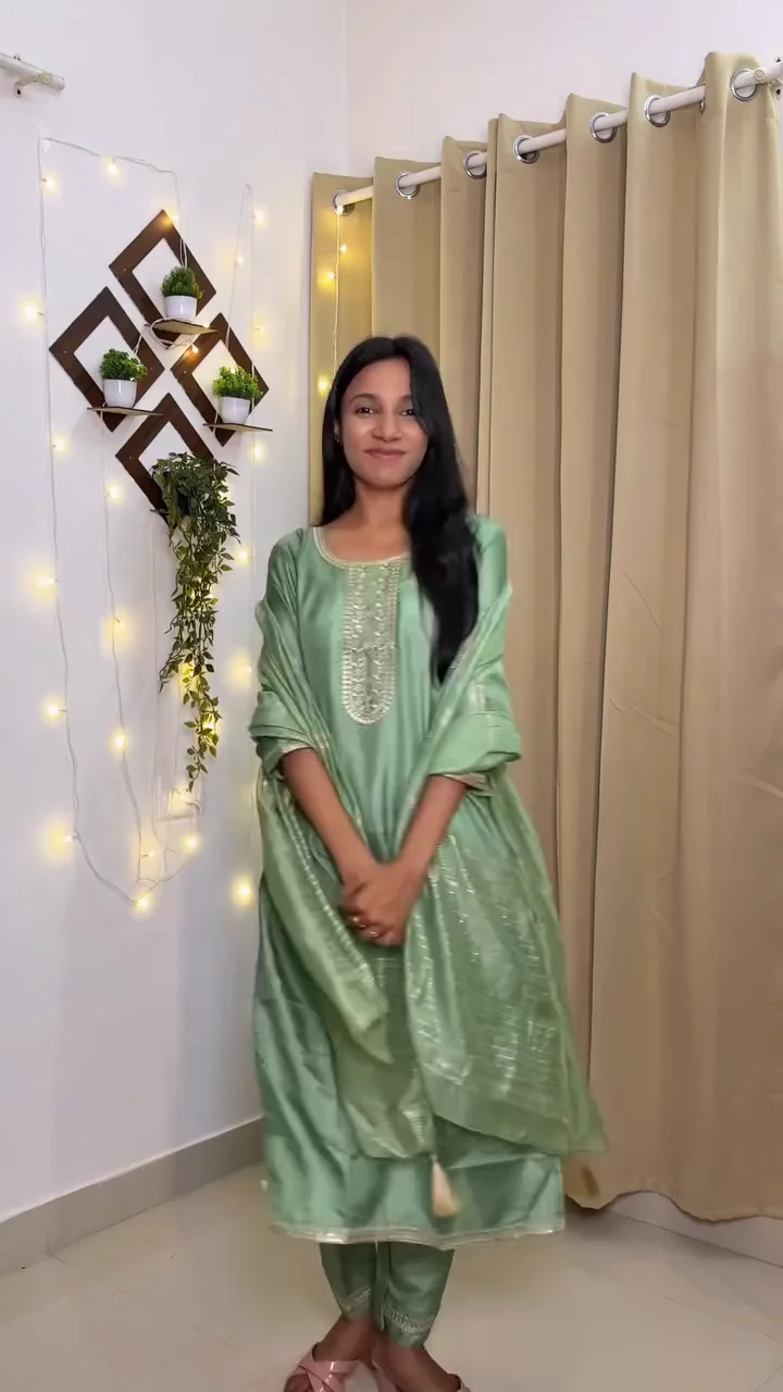 Elegant Pink A-Line Kurta Set with Floral Embroidery & Dupatta - Image 3