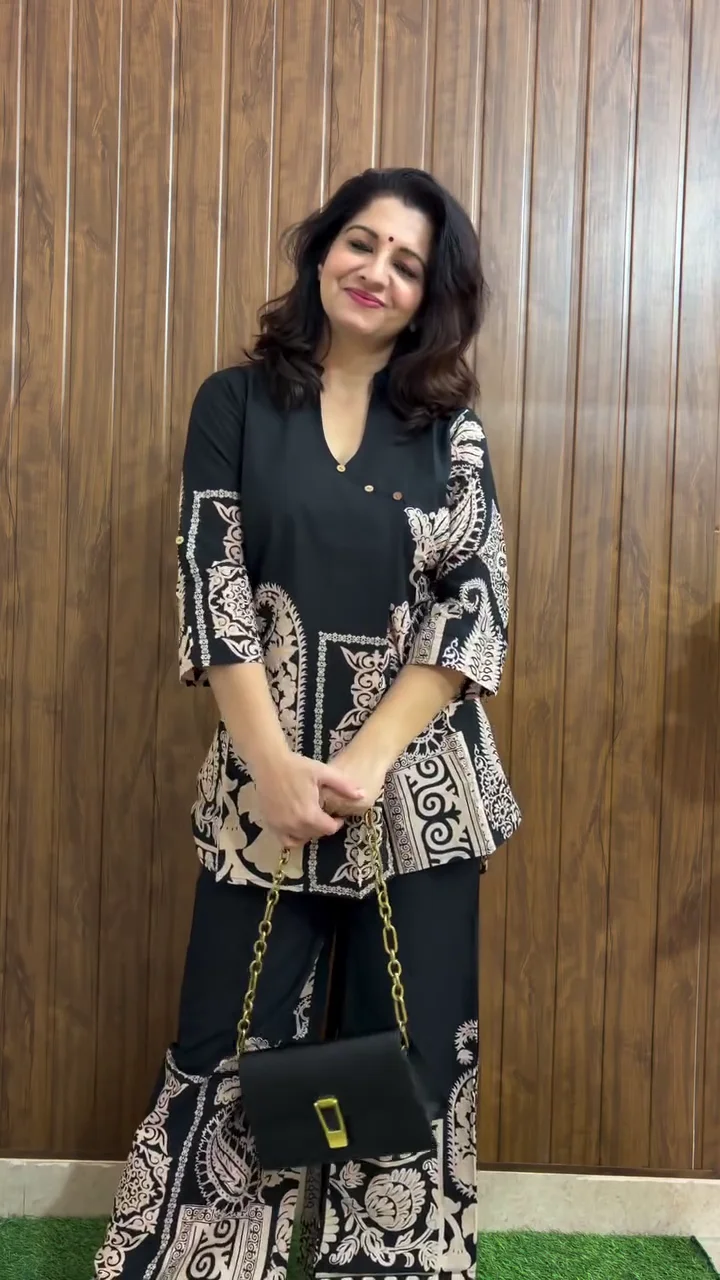 Jisora Rustic Flora Cotton Co-Ord Set – Printed Tunic with Palazzos - Image 2